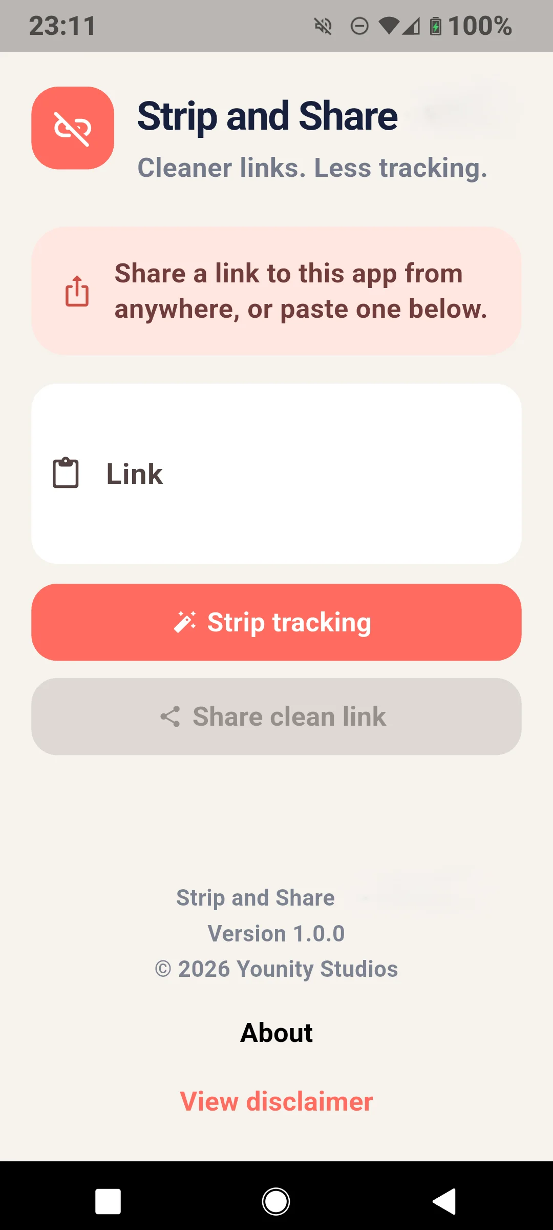 Strip and Share main screen with a field for a link and an action to strip tracking.
